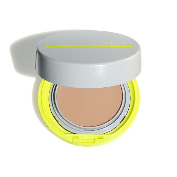 Polvos Compactos Shiseido WetForce Medium SPF 50+ 12 g D